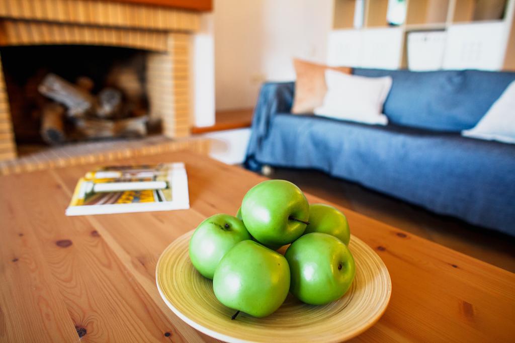 Wild Pear Villa Ligaria  Luaran gambar